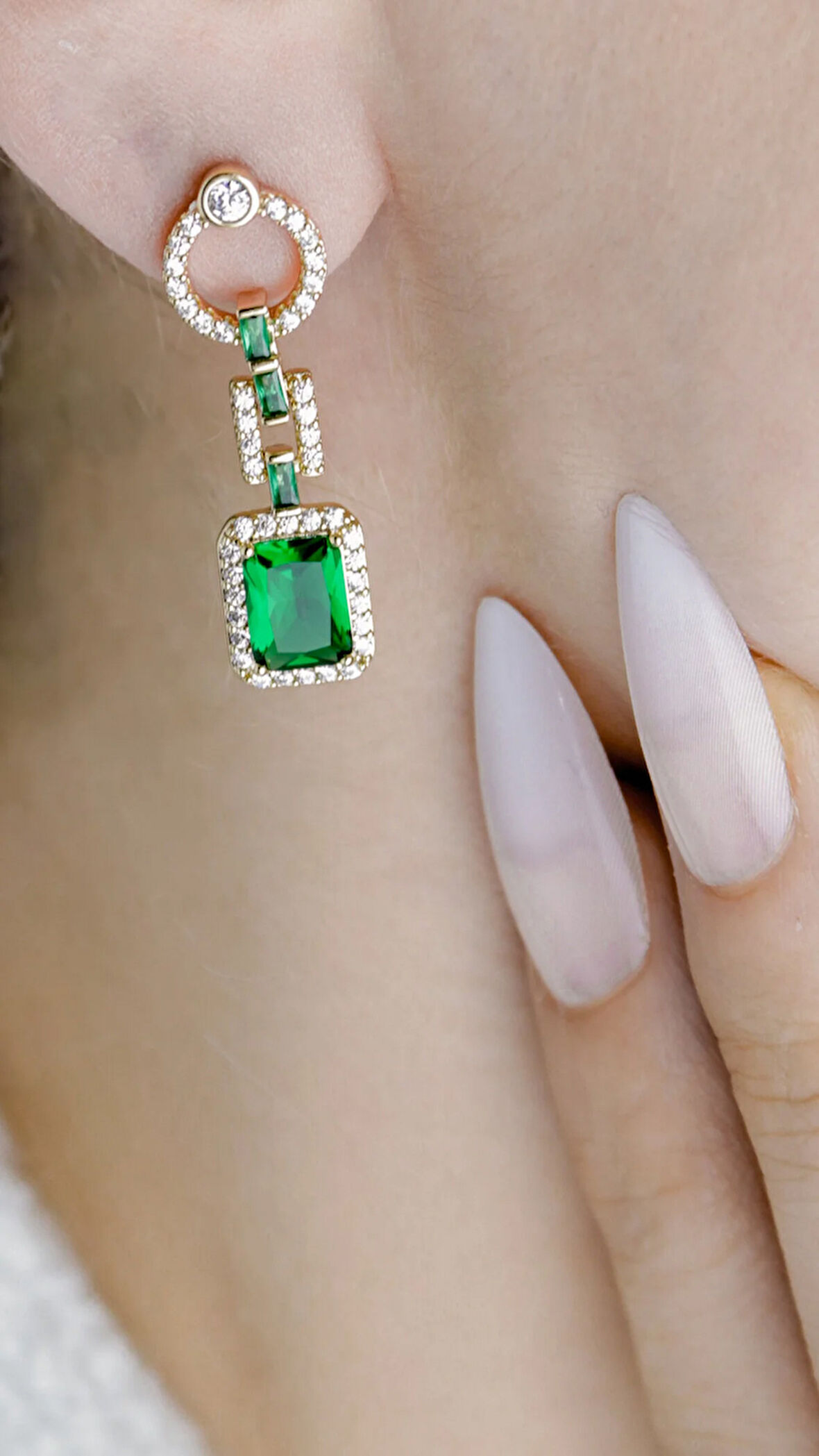 Zümrüt Taşlı Abiye Küpe