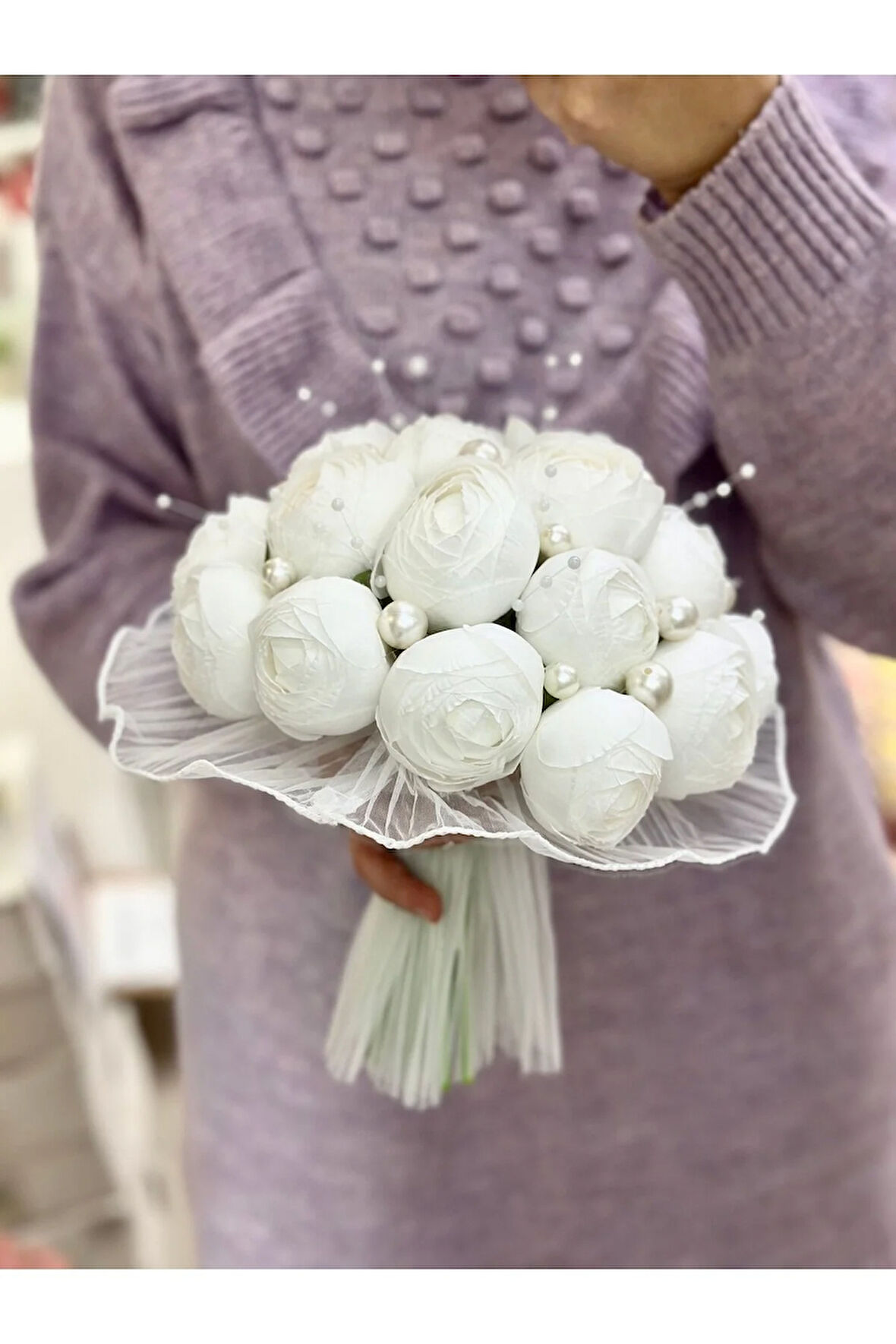 Büyük İncili Şakayık Gelin Buketi – Lüks ve İthal Gelin Çiçeği