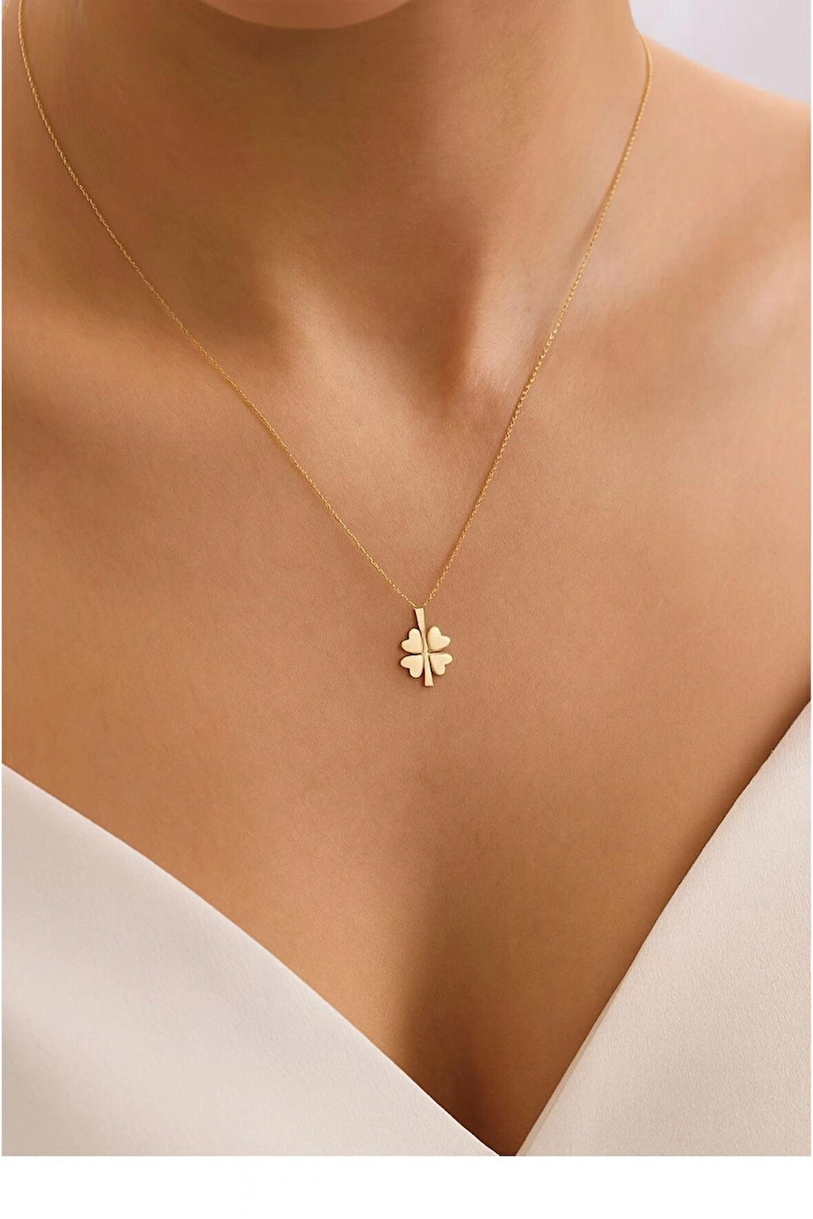 14 Ayar Altın Dört Yapraklı Yonca Kolye