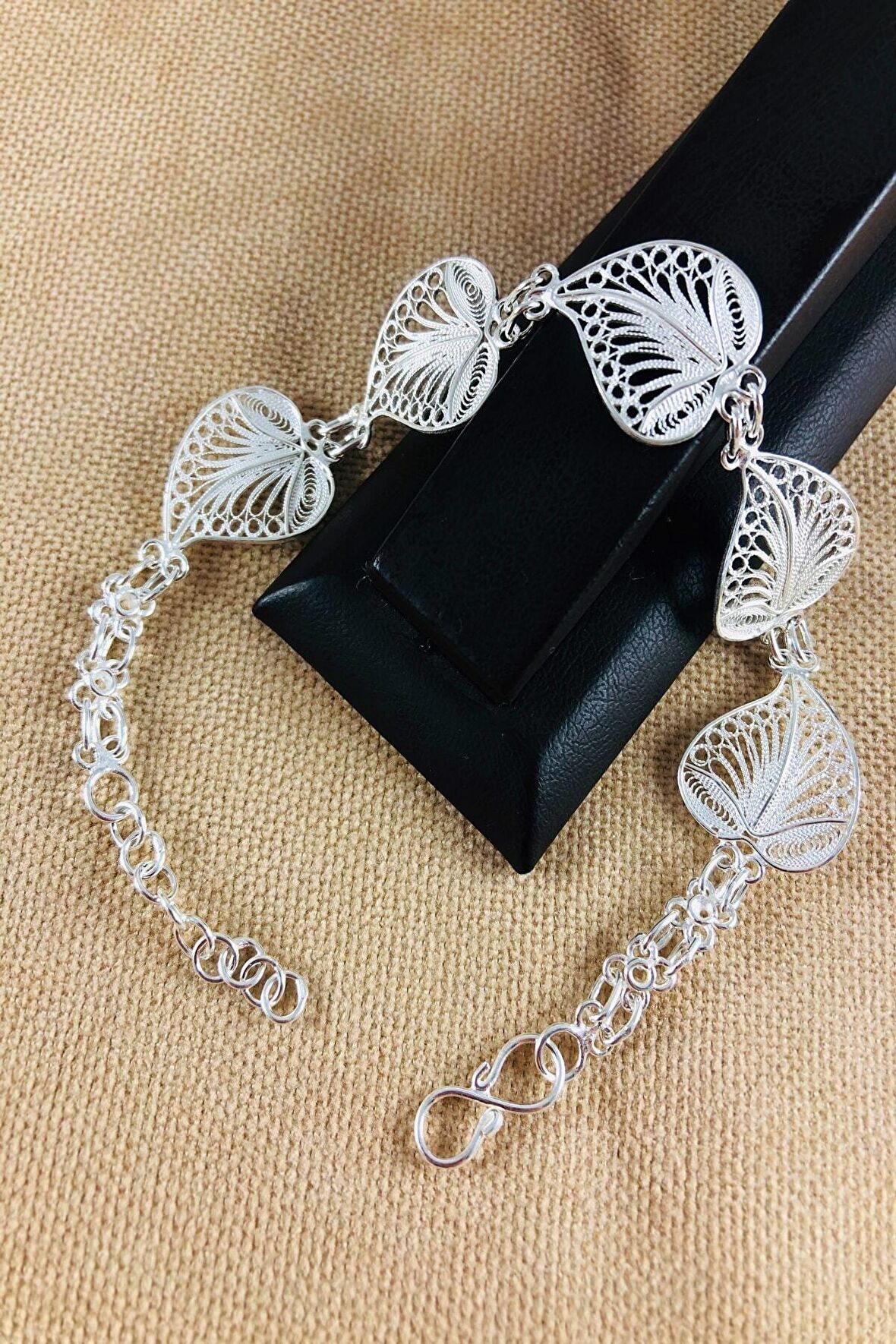 Kalp Tasarım Telkari Gümüş Bileklik