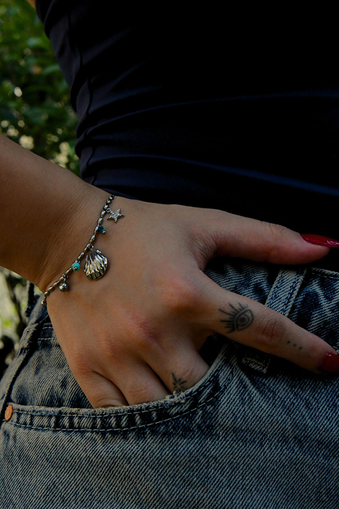 İstridye Figürlü Kadın Çelik Bileklik