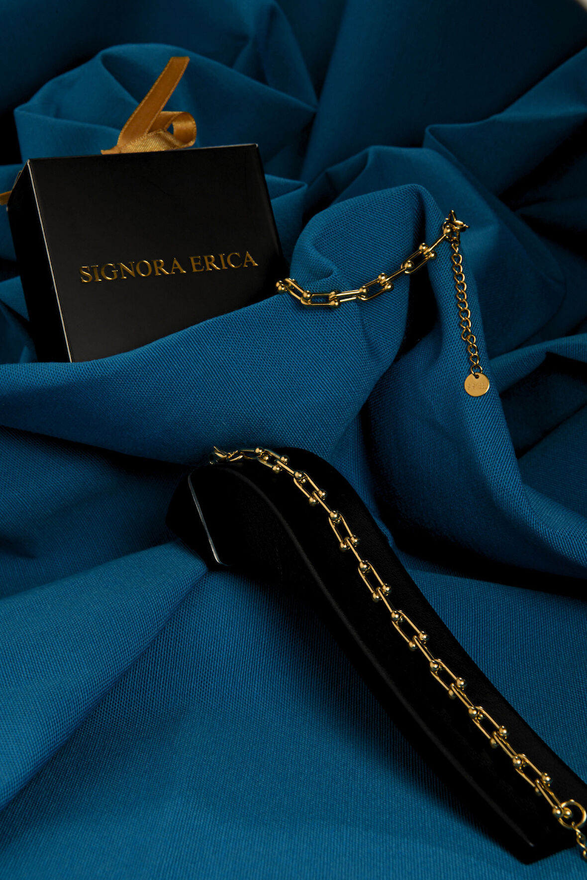 İki Ucu Toplu İç İçe Geçmiş Kadın Çelik Bileklik