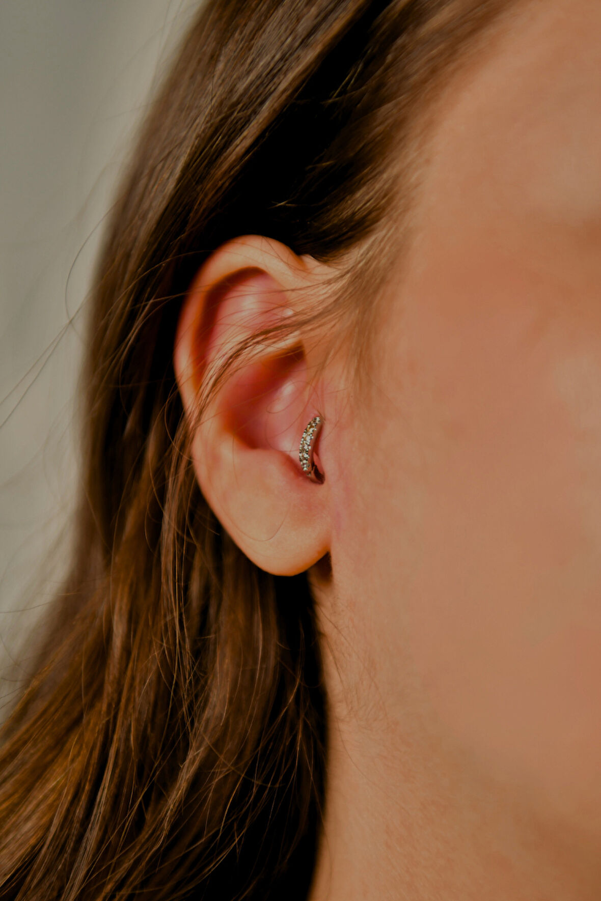 5 Sıra Taşlı Çelik Küpe