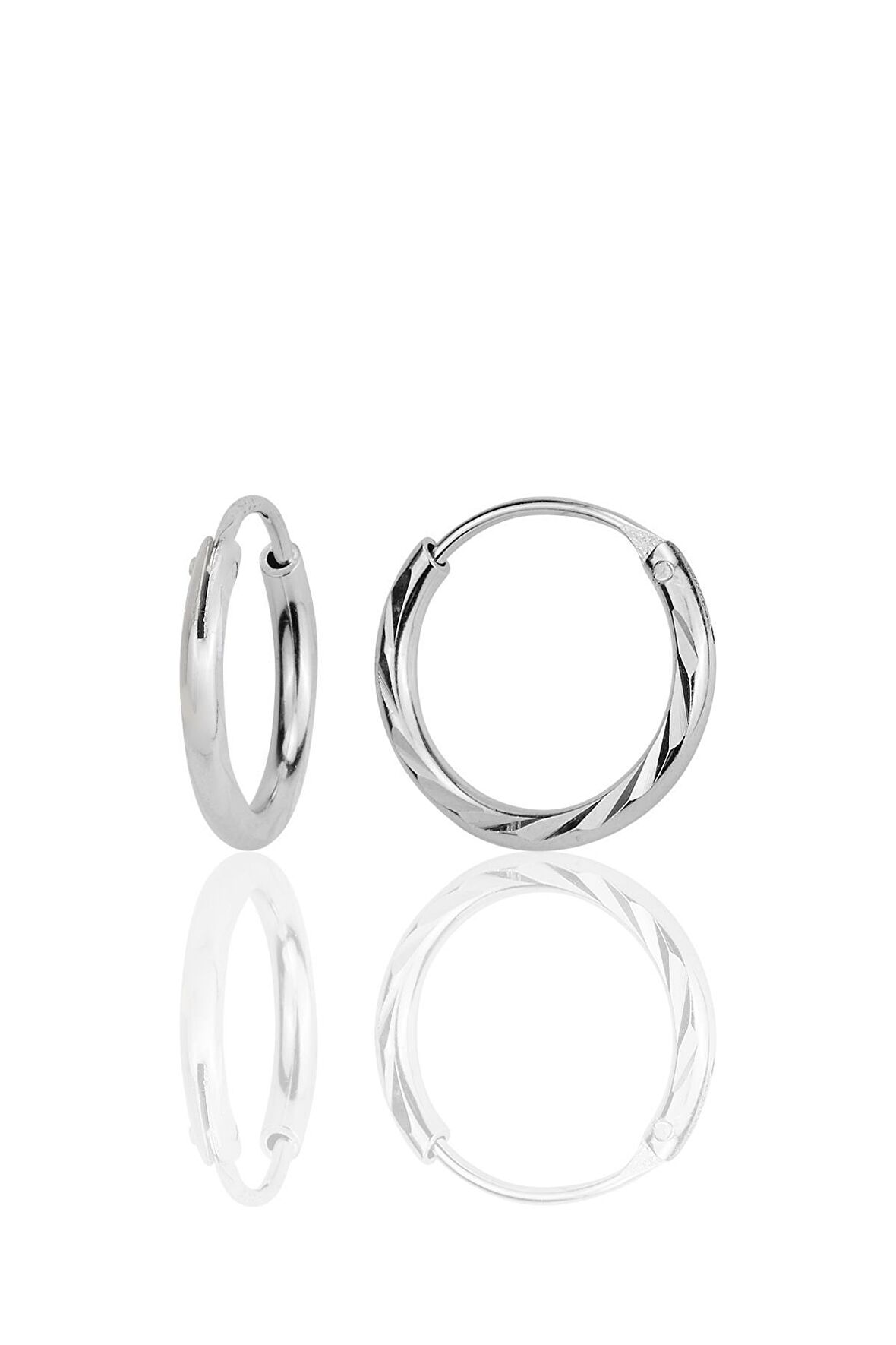 Gümüş rodyumlu lazer işlemeli halka küpe  SGTL12522RODAJ