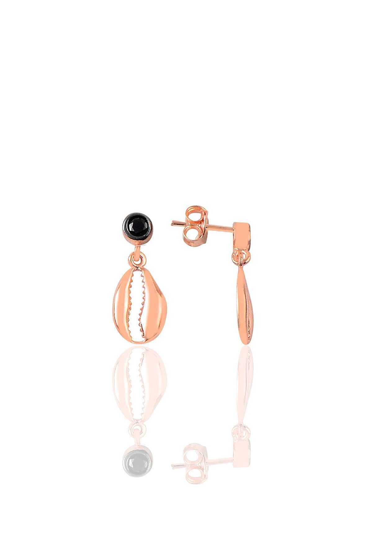 Gümüş siyah taşlı deniz kabuğu modeli küpe 