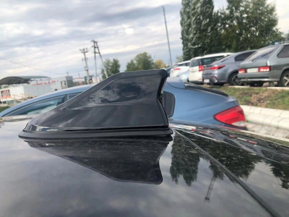 
Volvo 440 Uyumlu Köpek Balığı Balık Sırtı Shark Anten Siyah