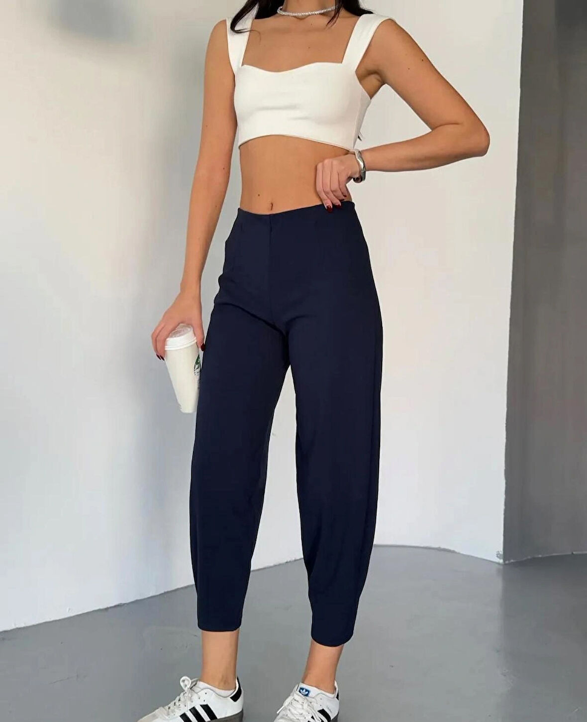 Wearflawless Kadın Lacivert Scuba Crep Kumaş Beli Lastikli Şalvar Model Balon Pantolon