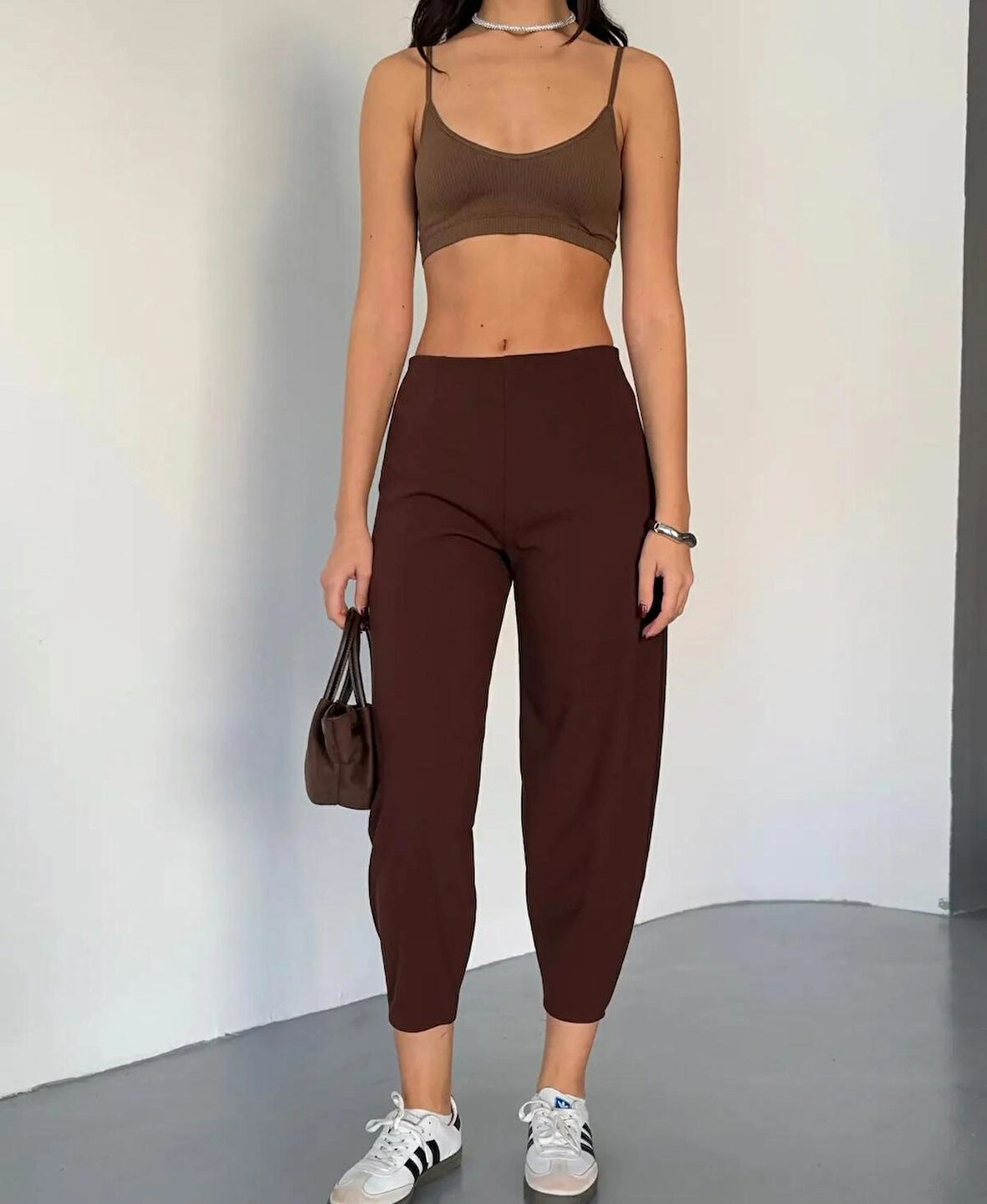 Wearflawless Kadın Kahverengi Scuba Crep Kumaş Beli Lastikli Şalvar Model Balon Pantolon