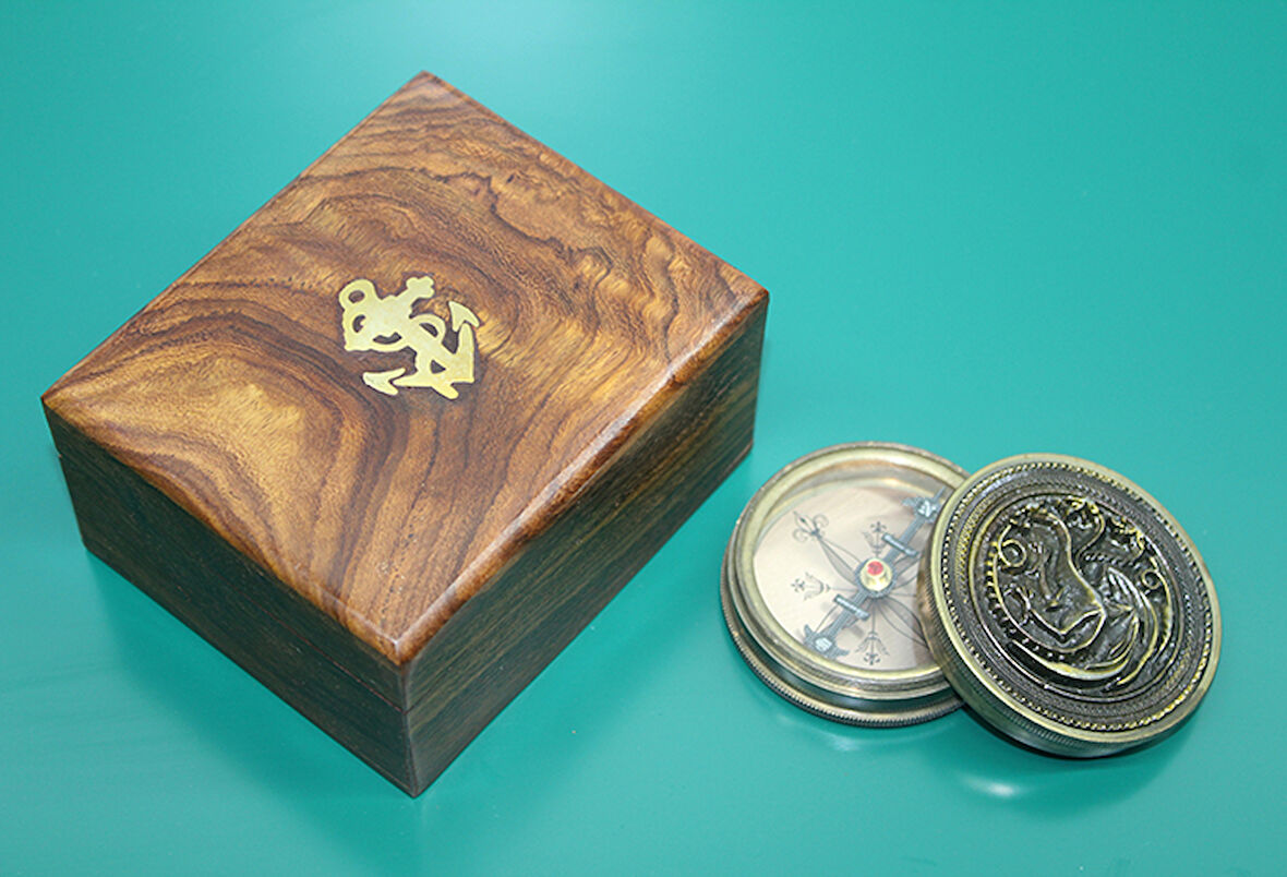 Ahşap Kutulu Pirinç Pusula Ejderha Desenli