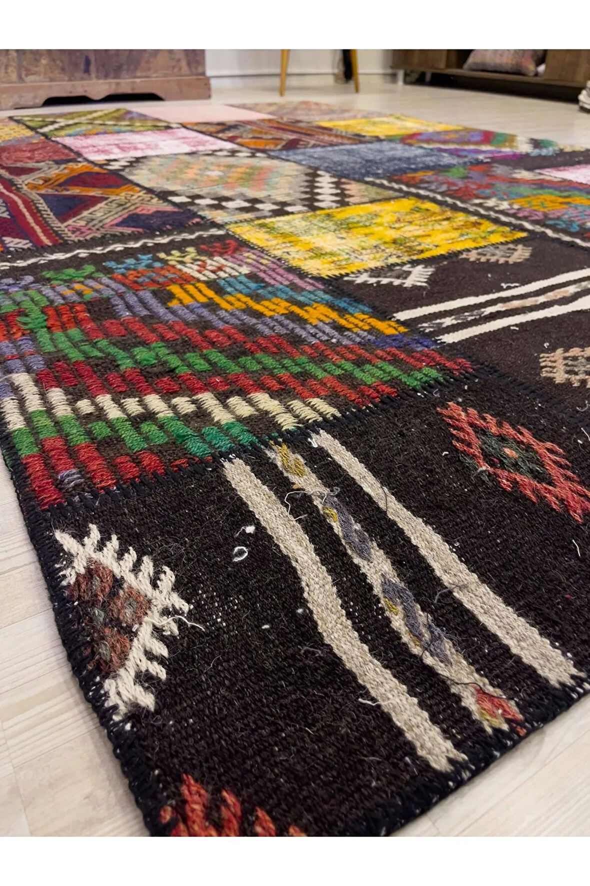 El Yapımı Patchwork Elegan Tasarım Halı 162x243 cm 4064