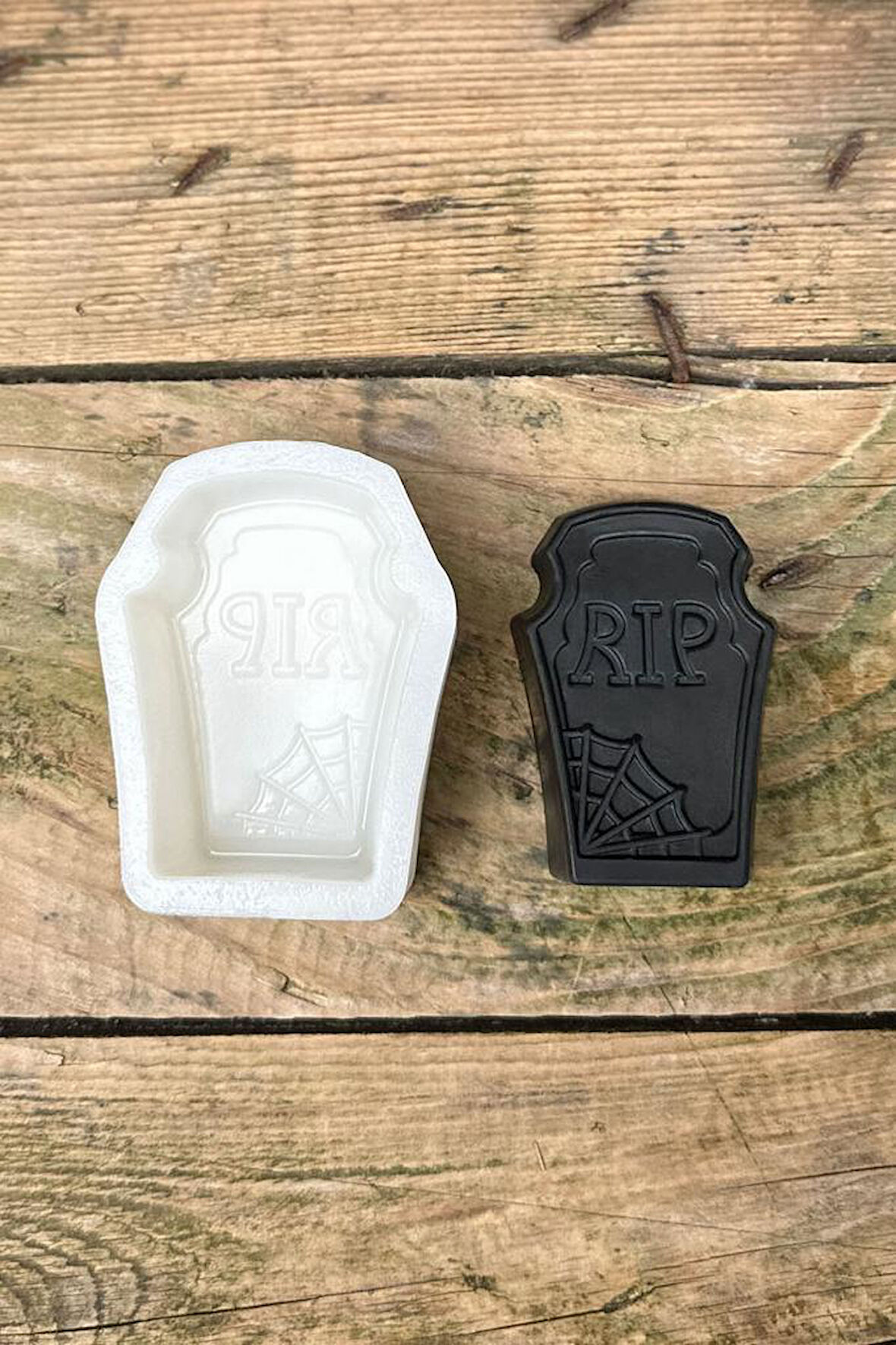 Mezar Taşı Rip Yazılı Mum Kalıbı (Silikon) (1 Adet) 