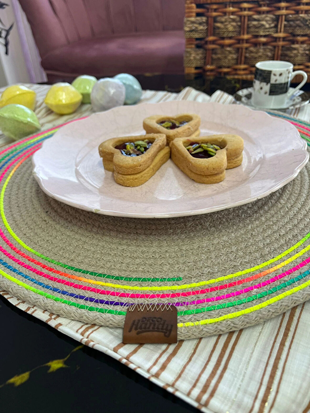 Decohandy 39cm Neon Renkli Şeritli Jüt Örme Supla Amerikan Servis