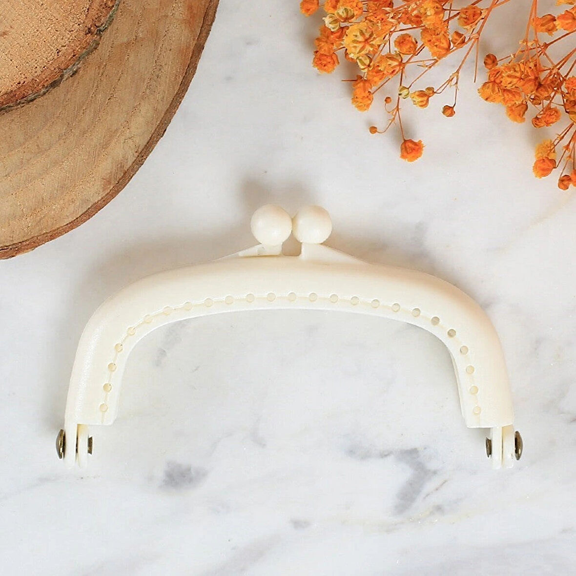 Leyloş Plastik Cüzdan Klipsi-beyaz