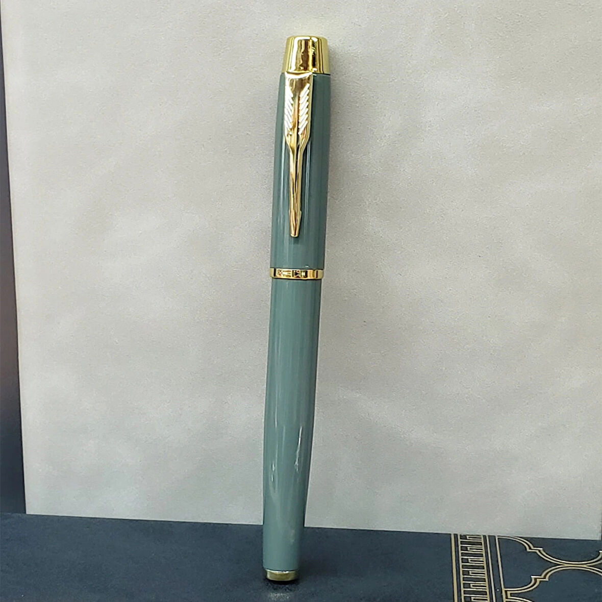 Şık Metal Roller Kalem