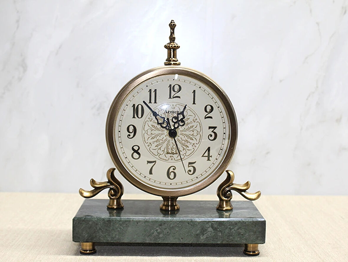 Mermer Tabanlı Masaüstü Saat