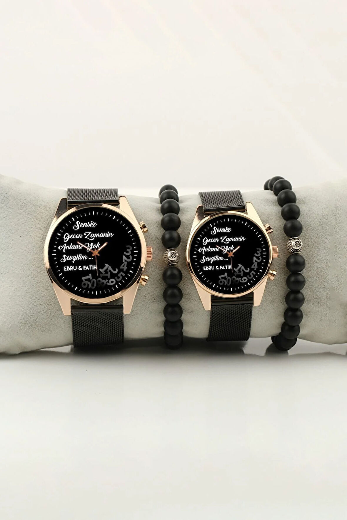 Seninle Geçen Zamanın Anlamı Yok Sevgilim Çift Kol Saati isim ve Tarih Yazılabilir
