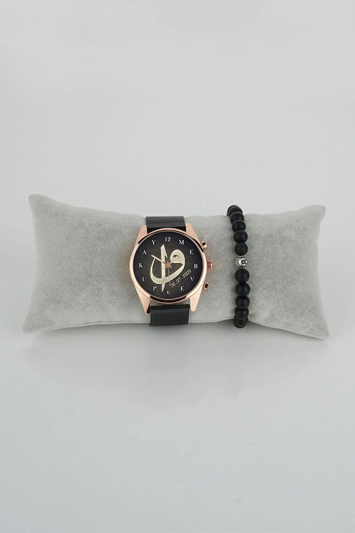 Kadın Kol Saati Vav Elif Harf 4 ve İsimler Bileklik Hediye Kişiselleştirilebilir