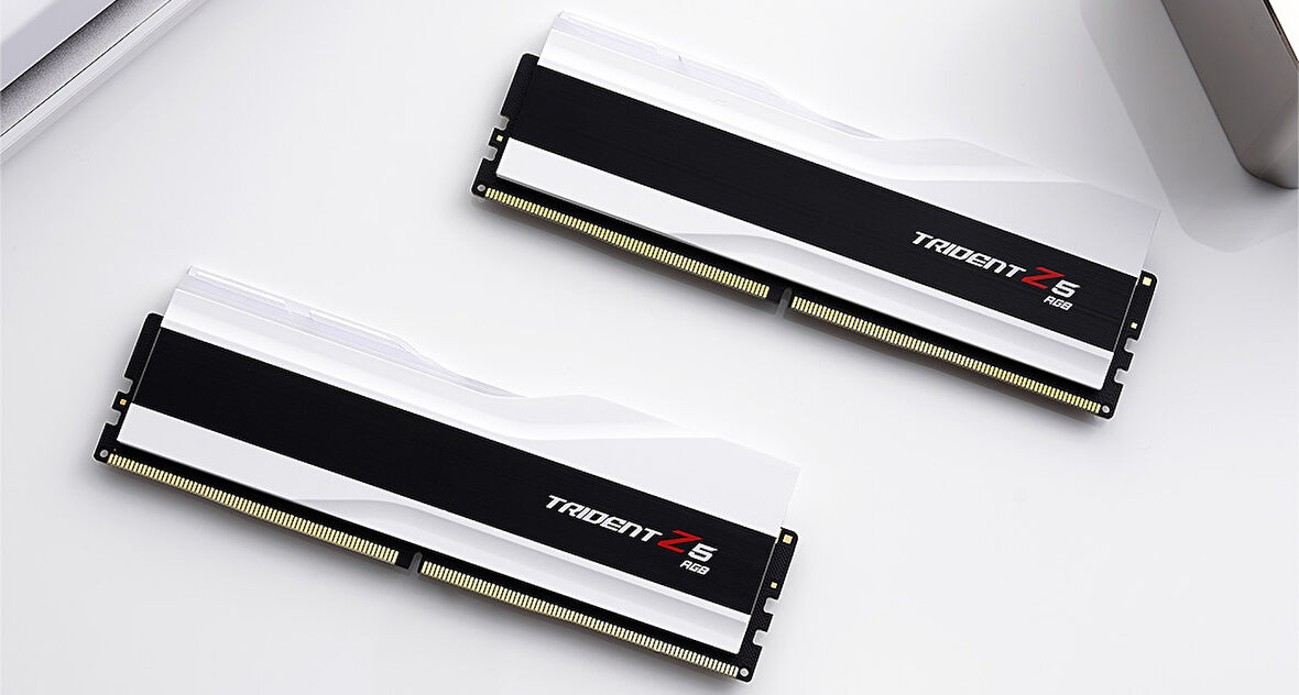  Trident Z5 RGB Beyaz DDR5-6000Mhz CL36 32GB (2x16GB) DUAL (36-36-36-96) 1.35V