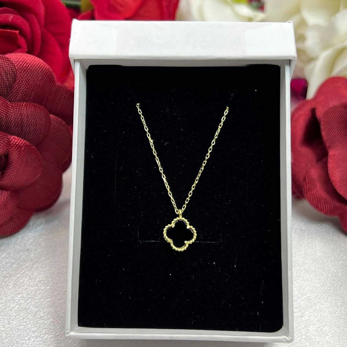 Van Cleef Yonca Siyah Taşlı Kadın Kolyesi 925 Ayar Gümüş Altın Kaplama 8 mm