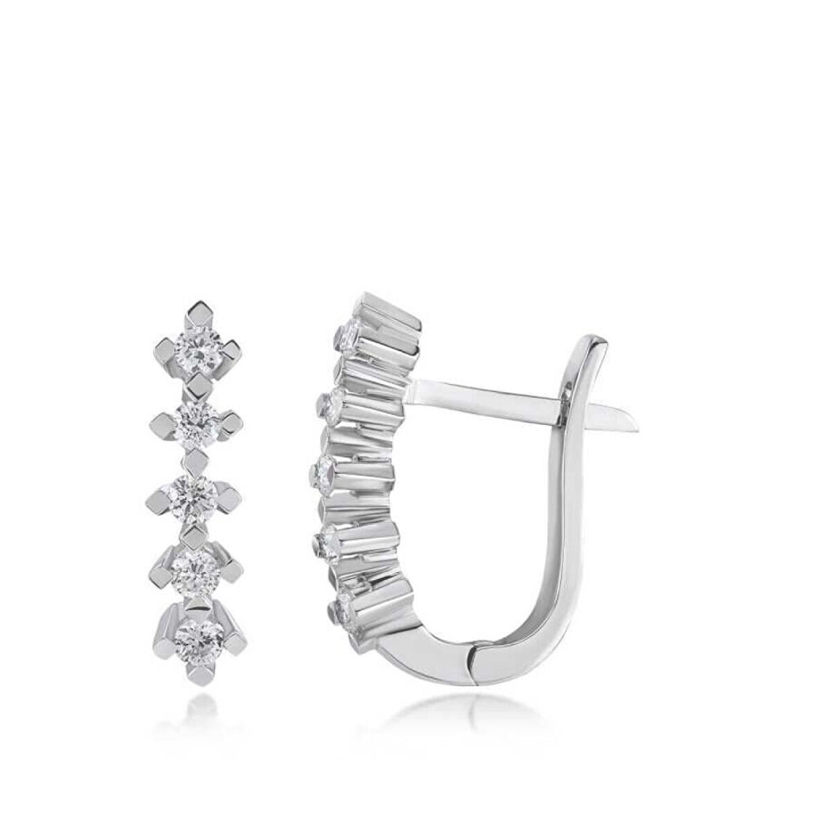 0.39 Karat Pırlanta Beştaş Küpe