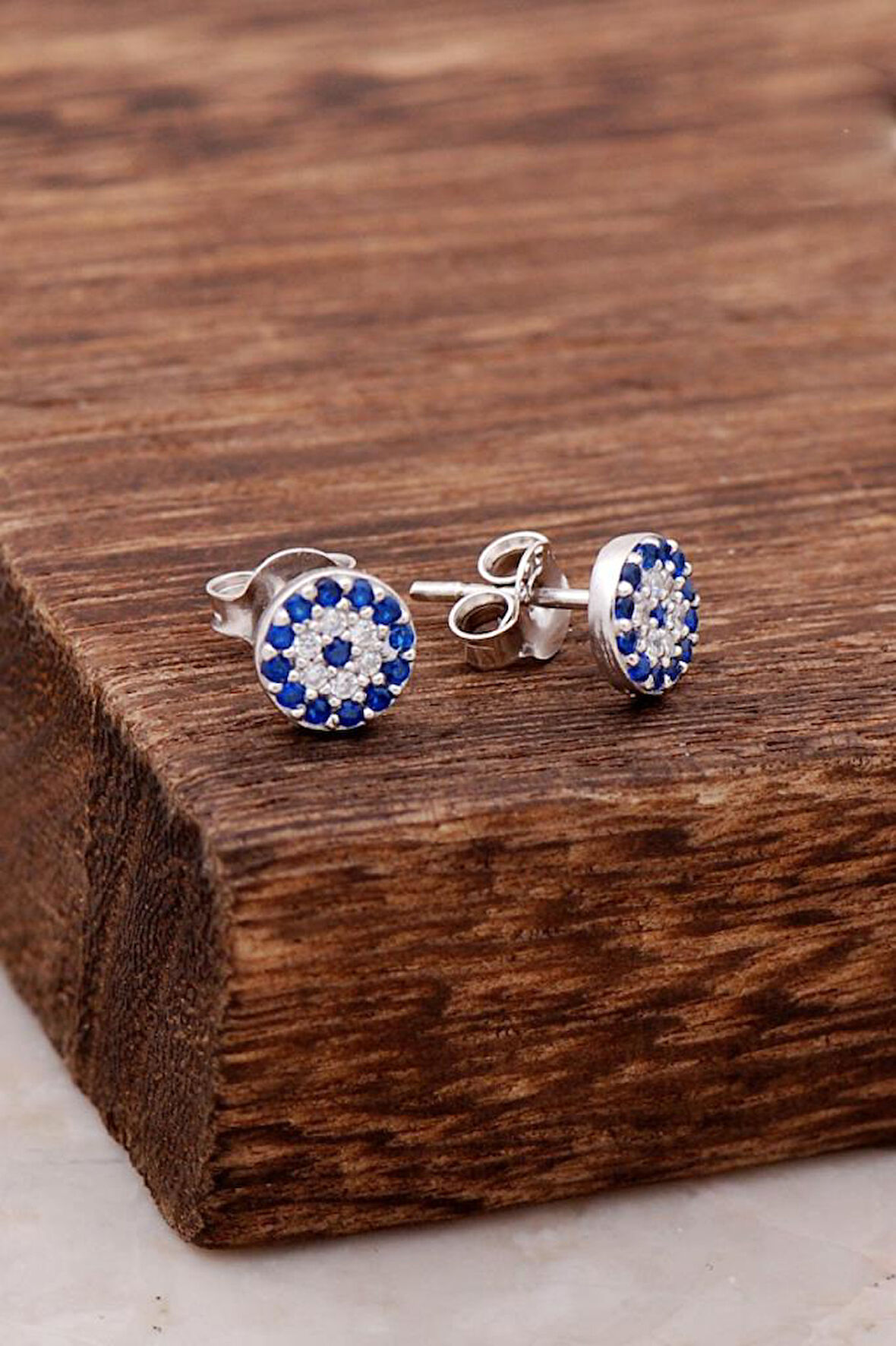 Nazar Boncuklu Tasarım Taşlı Gümüş Küpe 3823