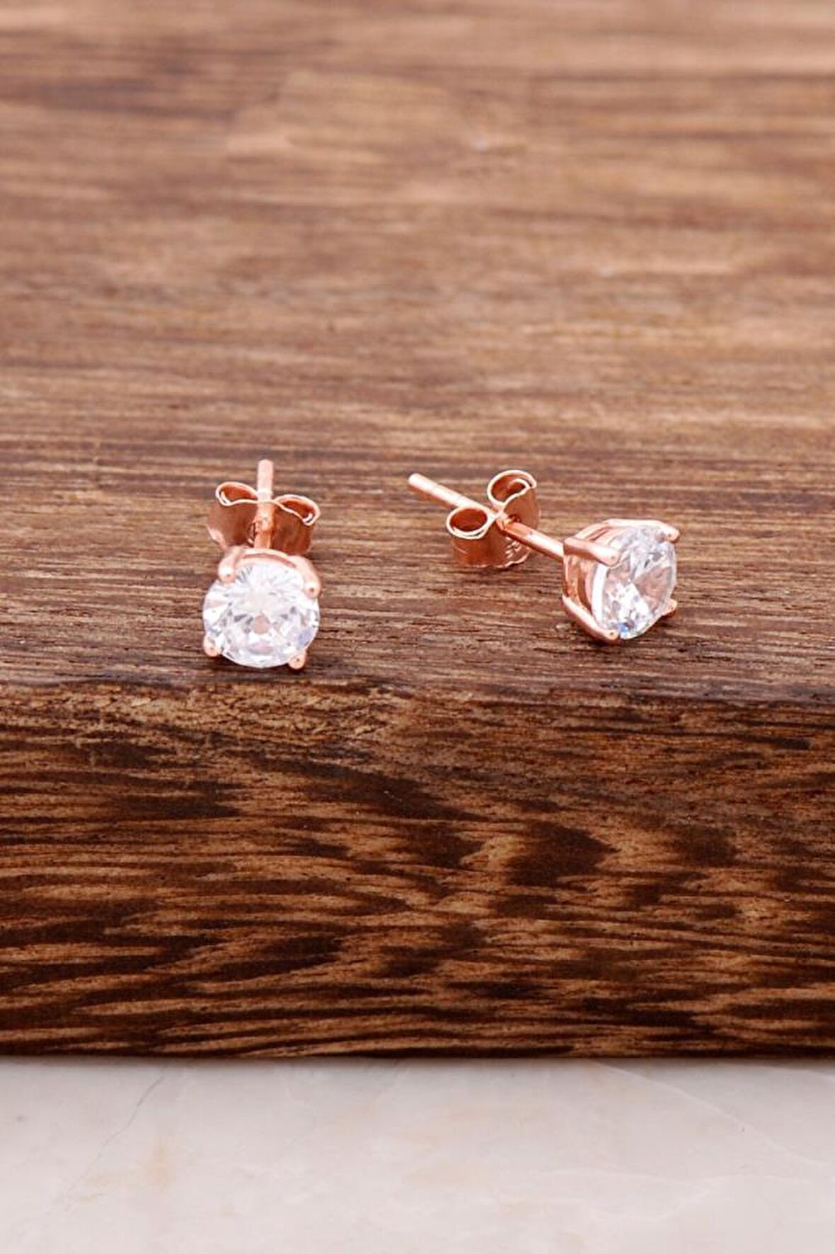 Rose Gümüş Tek Taş Küpe 3794