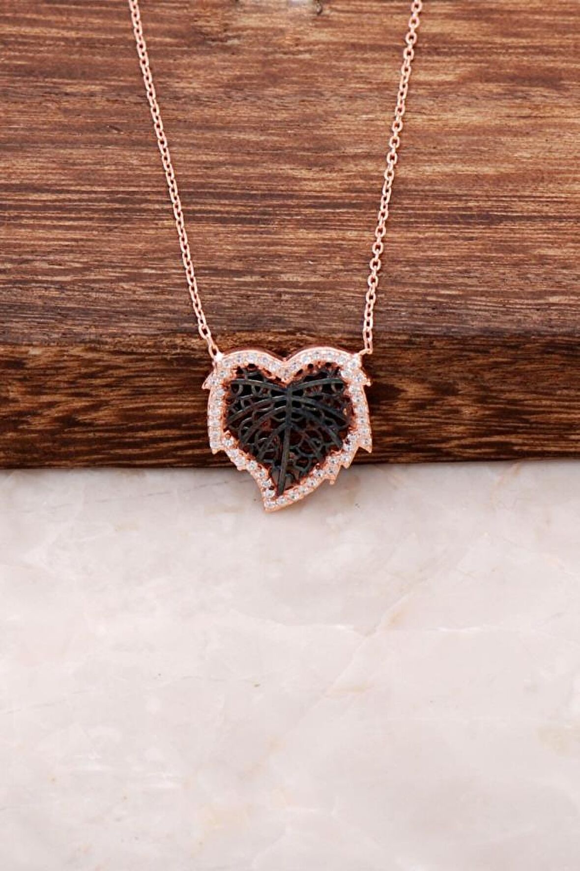 Çınar Yaprağı Rose Gümüş Kolye 1977