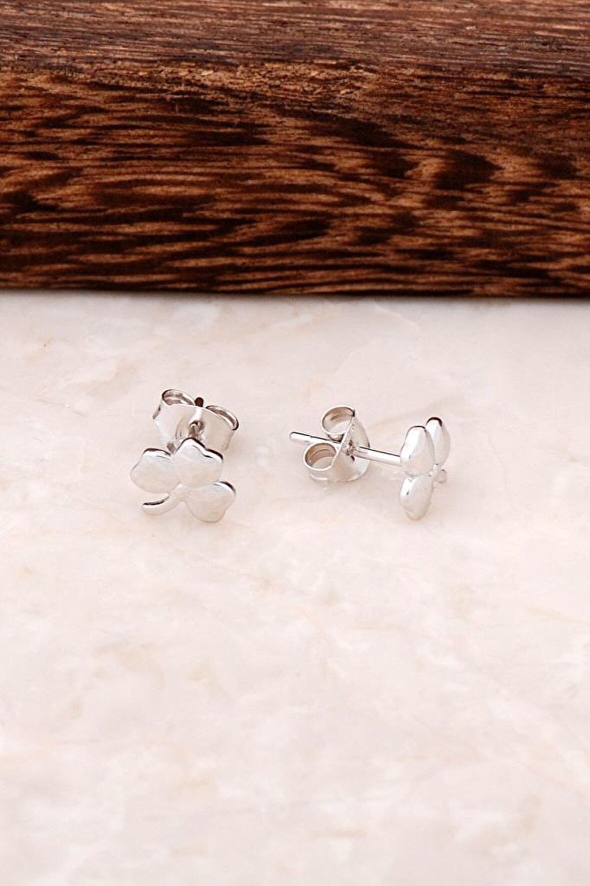 Yonca Tasarım Elişi Gümüş Küpe 4332