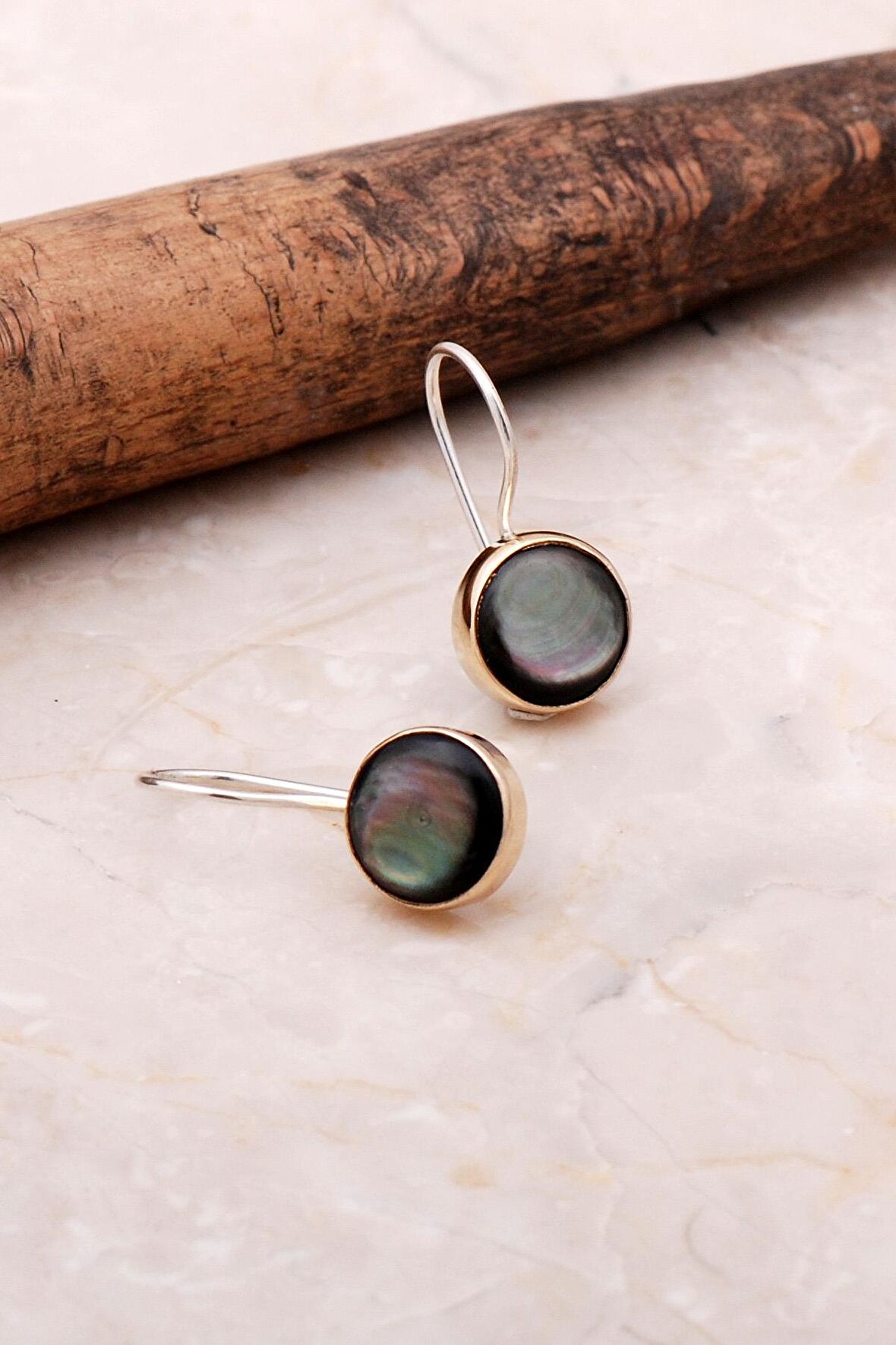 Sedef Taşlı Elişi Trend Gümüş Küpe 5077