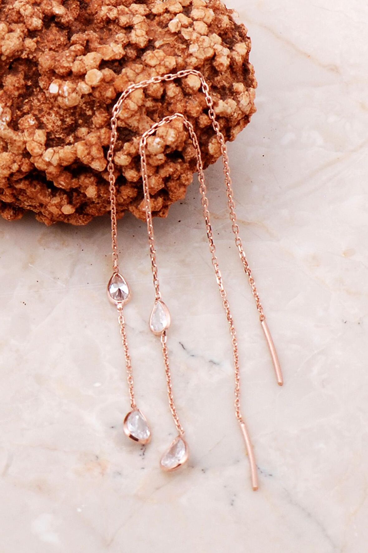 Damla Taşlı Rose Gümüş Zincir Küpe 5209