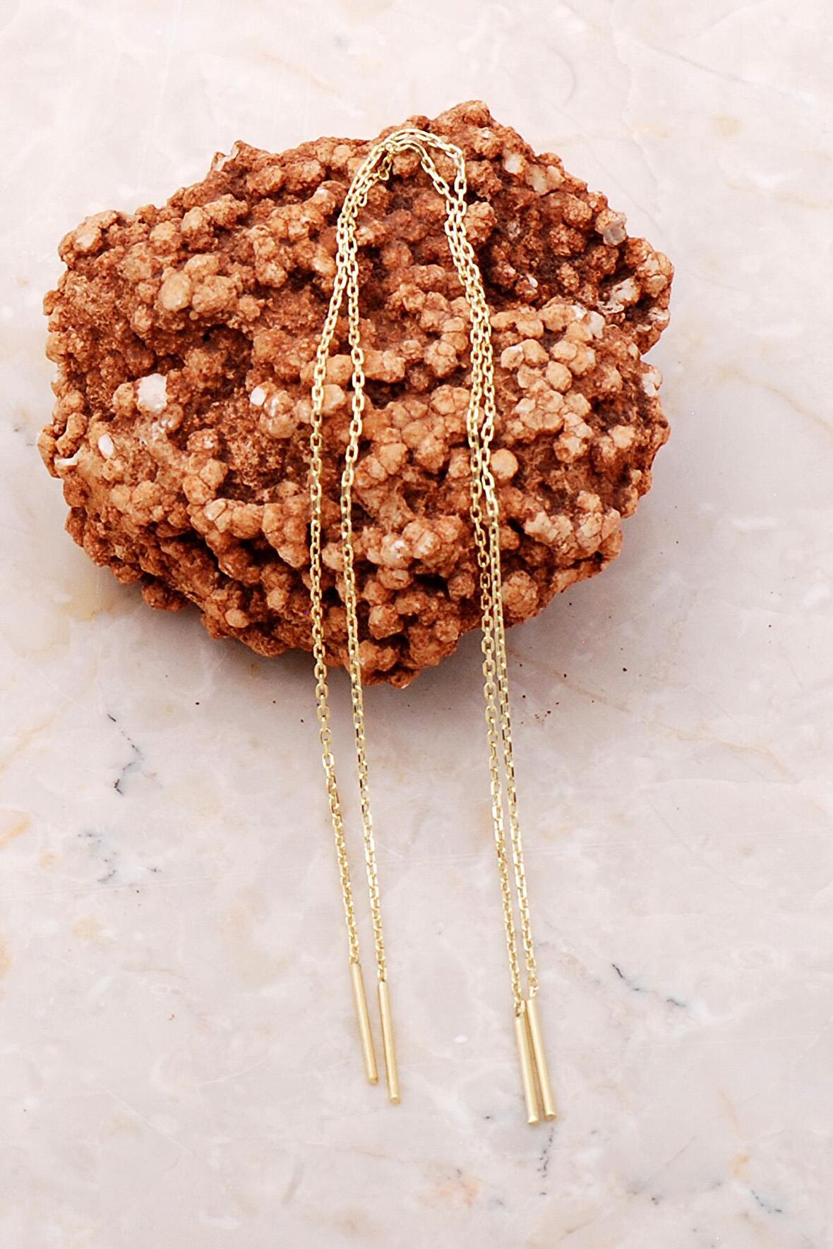 Altın Yaldızlı Gümüş Zincir Küpe 5218