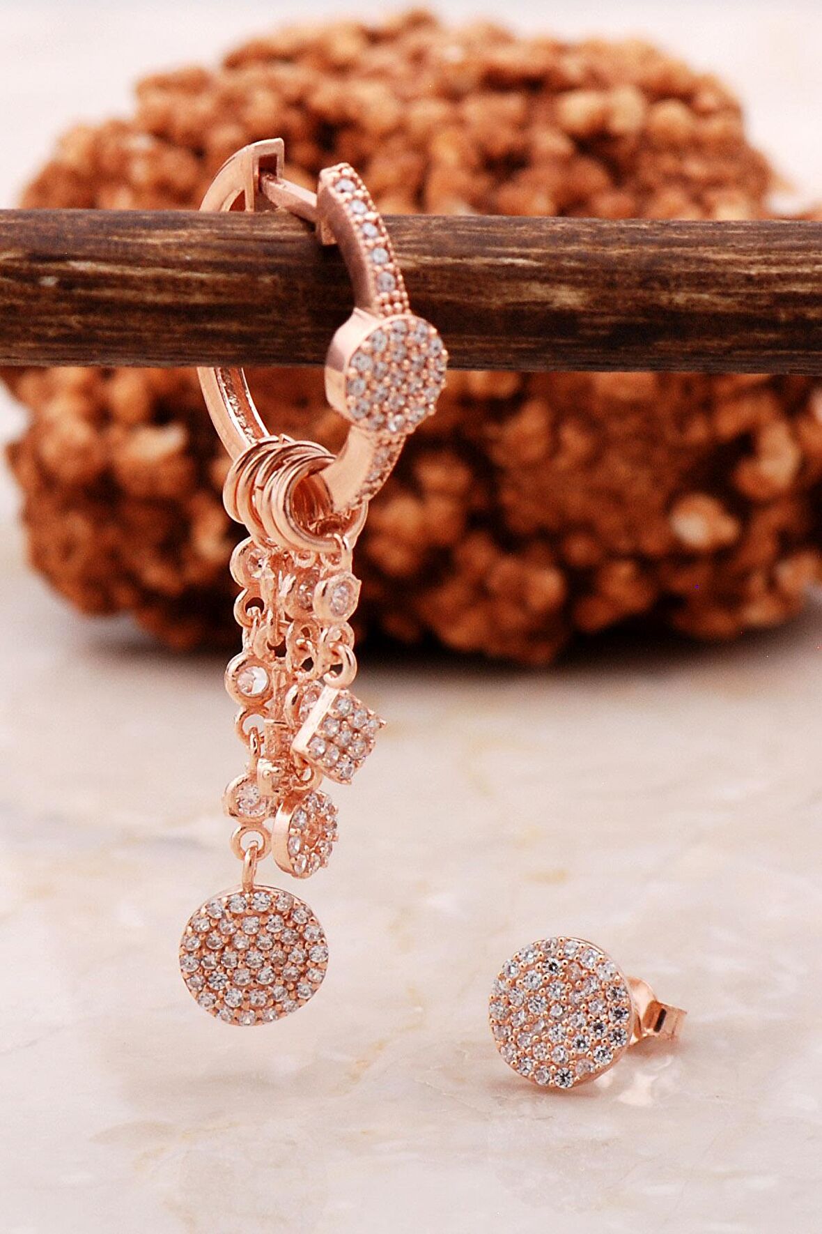 Taşlı Rose Gümüş Kombin Şans Küpe 5477