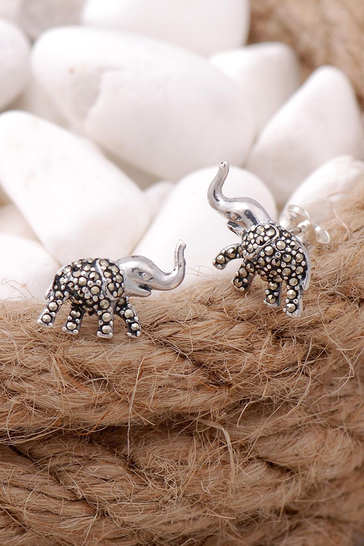 Fil Markazit Taşlı Gümüş Küpe 5721