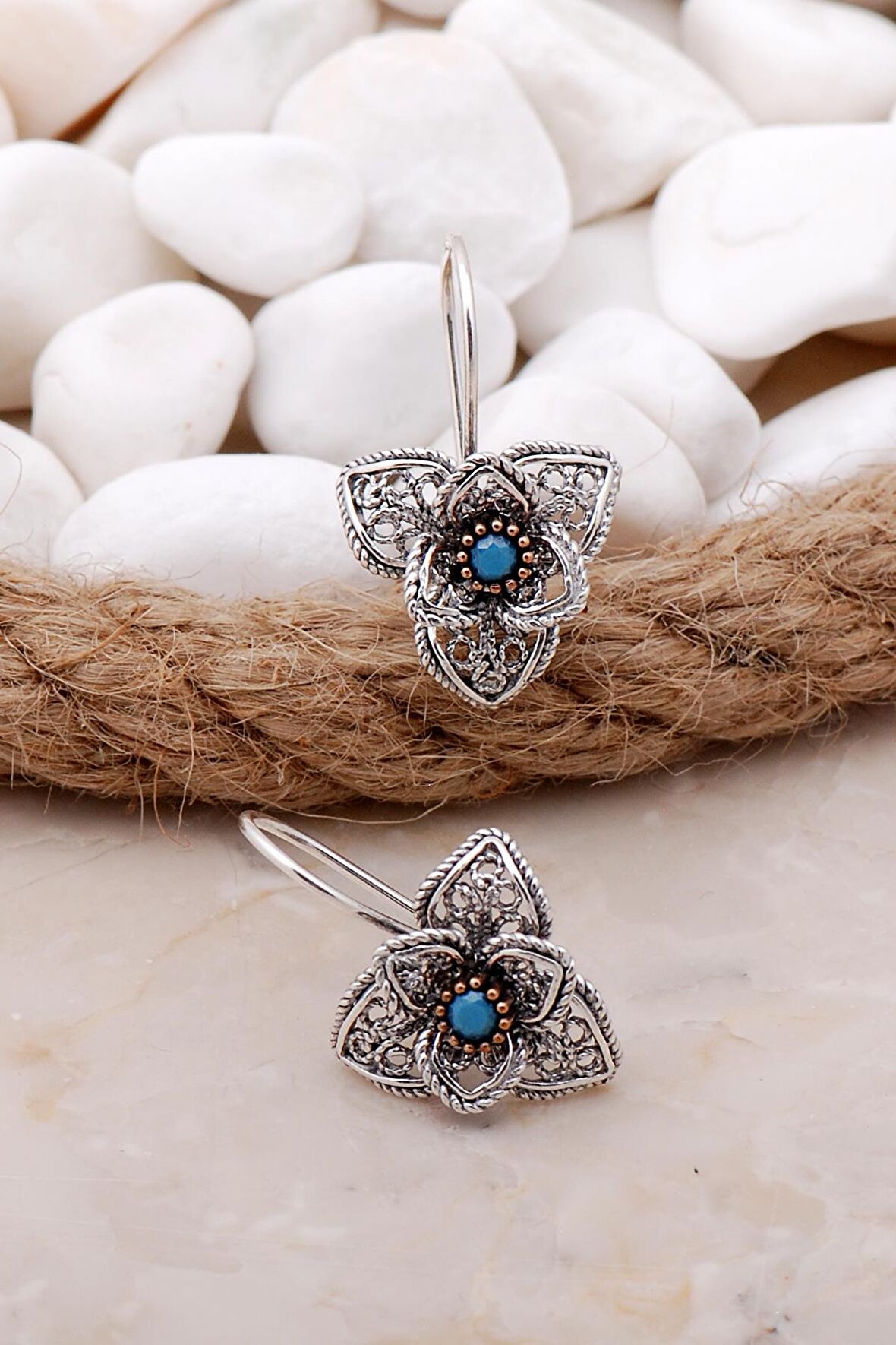 Turkuaz Taşlı Telkari Açelya Çiçeği Gümüş Küpe 5787