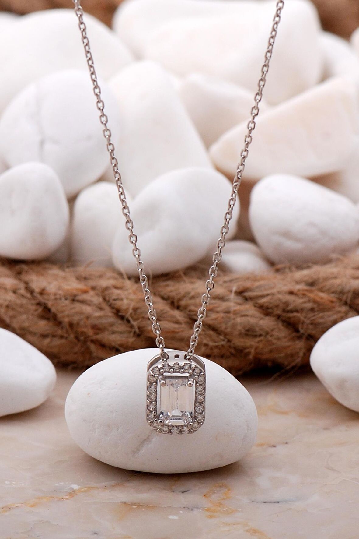 Baget Rodyumlu Gümüş Kolye 7723