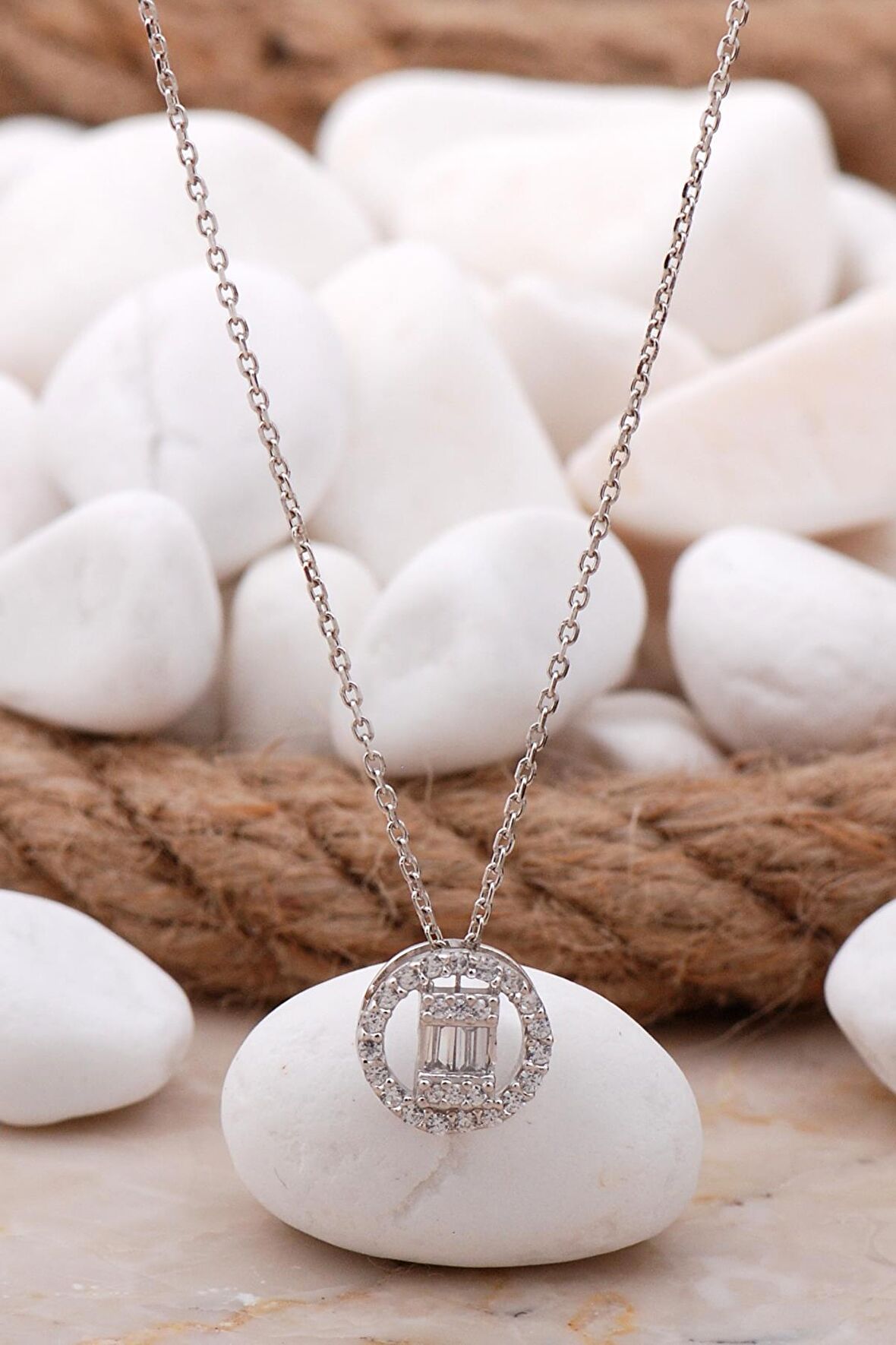 Baget Yuvarlak Rodyumlu Gümüş Kolye 7726