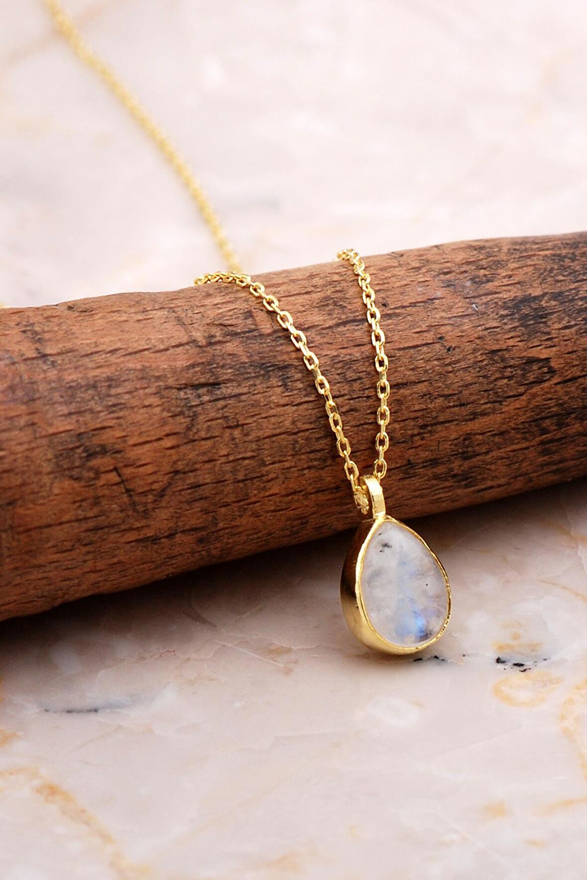 Doğal Ay Taşlı Damla Mini Altın Yaldızlı Gümüş Kolye 7759 