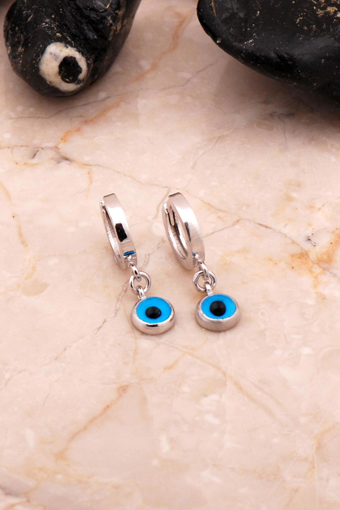 Nazar Boncuklu Rodyumlu Gümüş Halka Küpe 6883