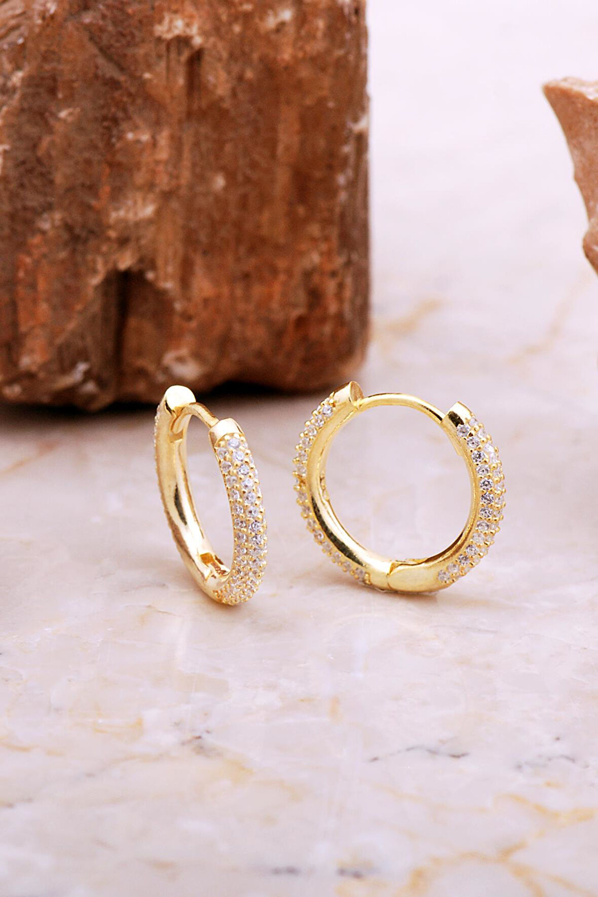 19 Mm Tamtur Taşlı Altın Kaplama Gümüş Halka Küpe 7013