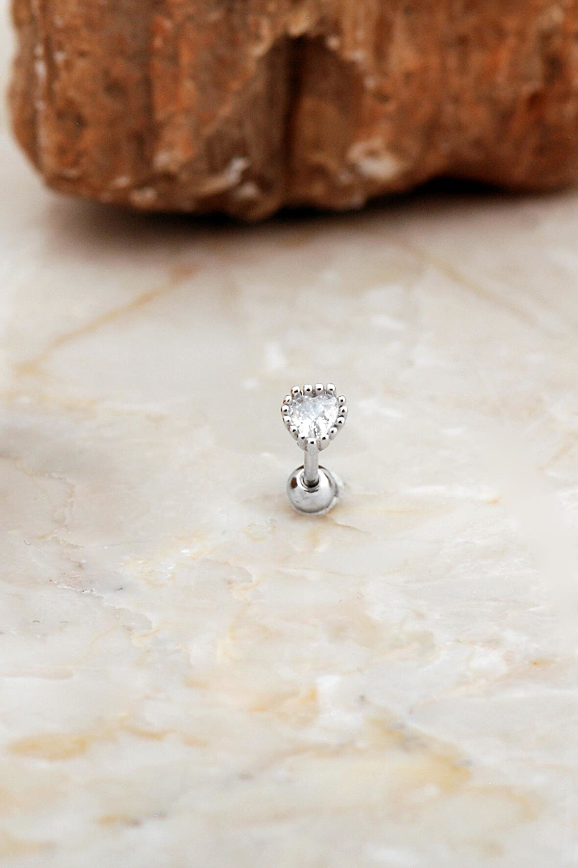 Kalp Rodyumlu Gümüş Tragus Küpe 7079