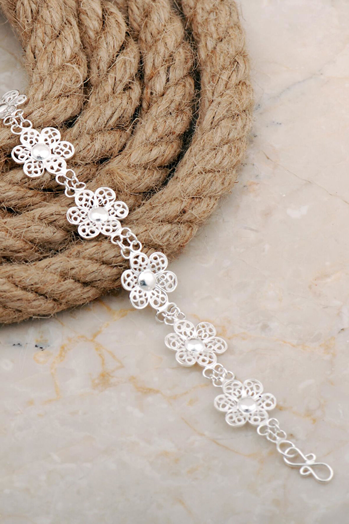 Midyat Telkari Sanatı İşlemeli Elişi Çiçek Gümüş Bileklik 4662