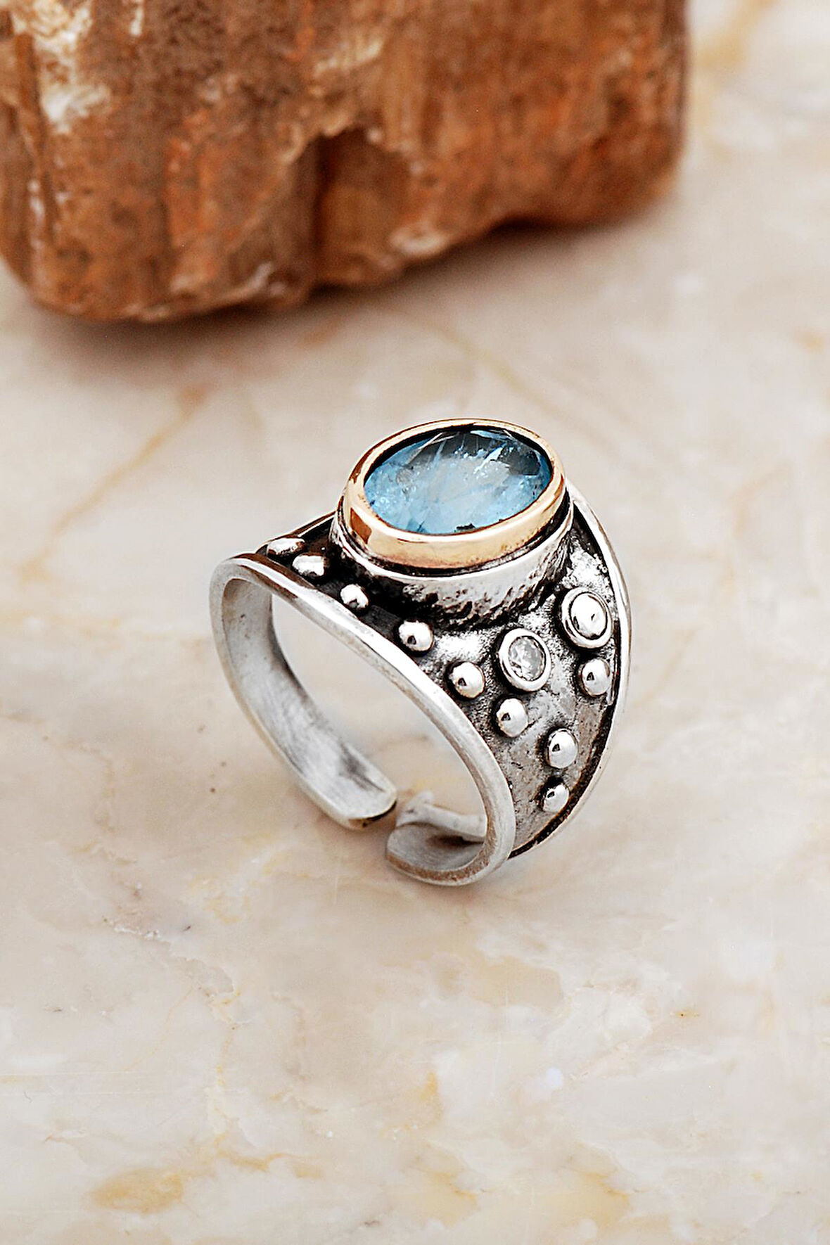 Mavi Paraiba Taşlı Çekiç Dövme Elişi Tasarım Gümüş Yüzük 5842