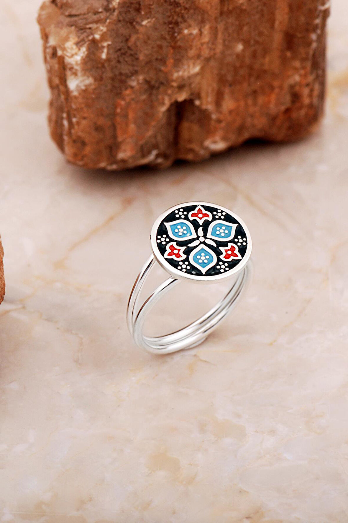 Anadolu Motifli Mineli Elişi Gümüş Yüzük 5888