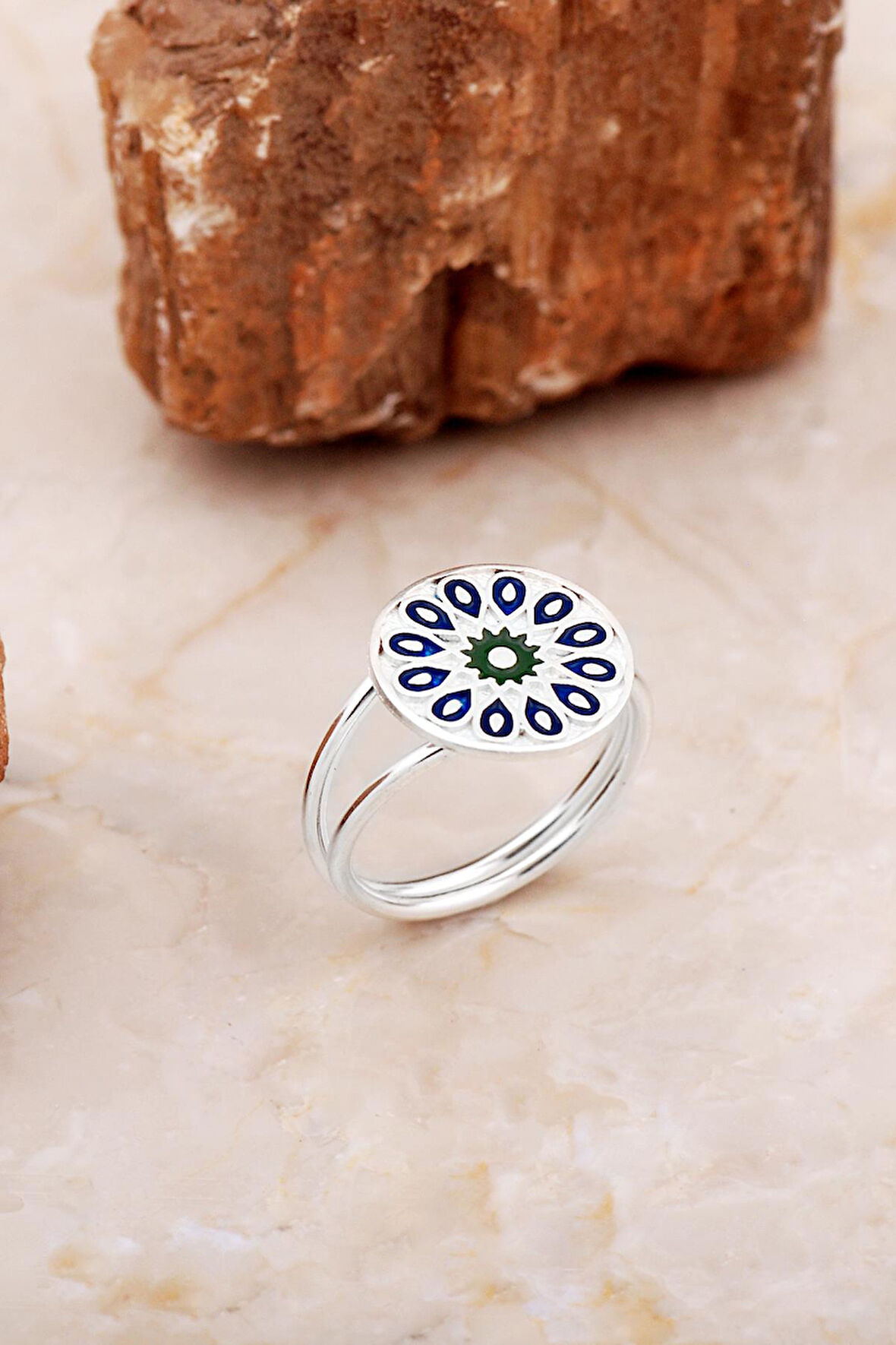 Anadolu Motifli Mineli Elişi Gümüş Yüzük 5891