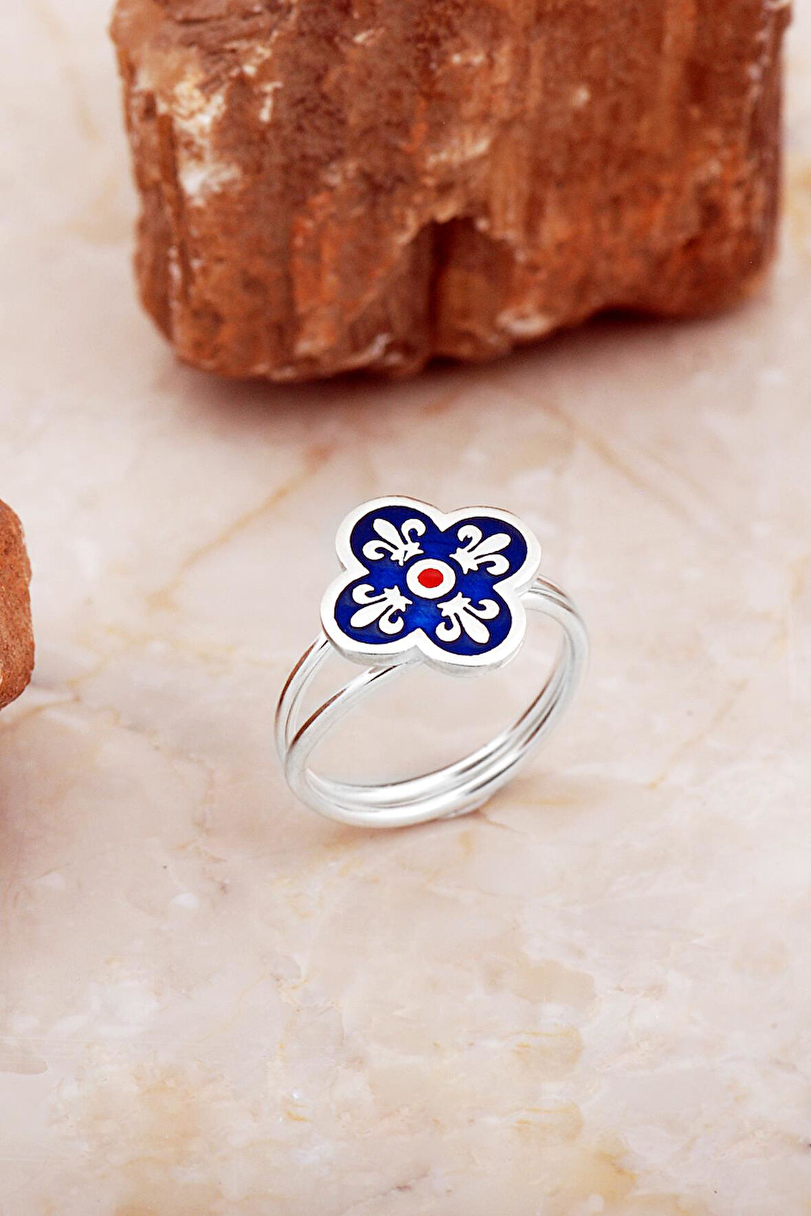 Yonca Mineli Elişi Gümüş Yüzük 5898