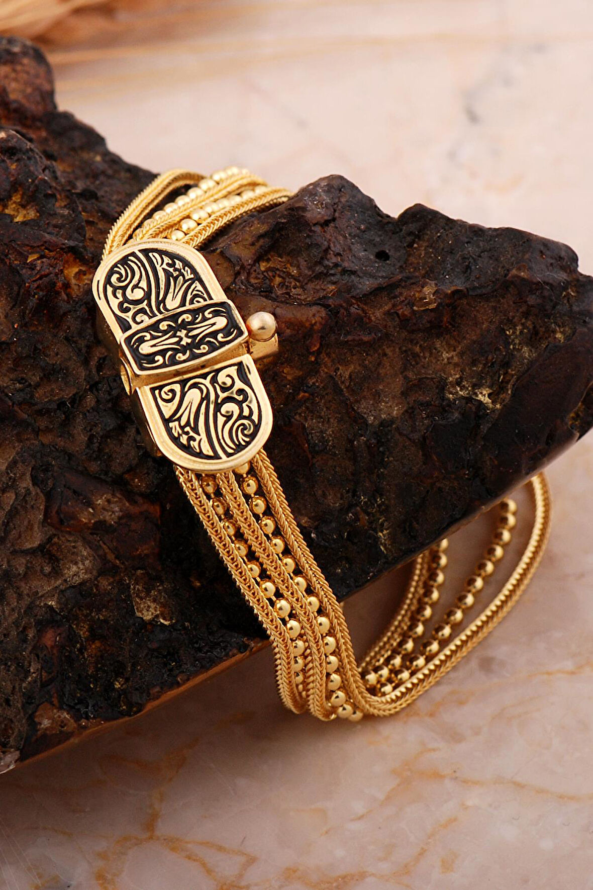 Lale Motifli Midyat Hasırı Altın Kaplama Gümüş Akıtma Bileklik 4714