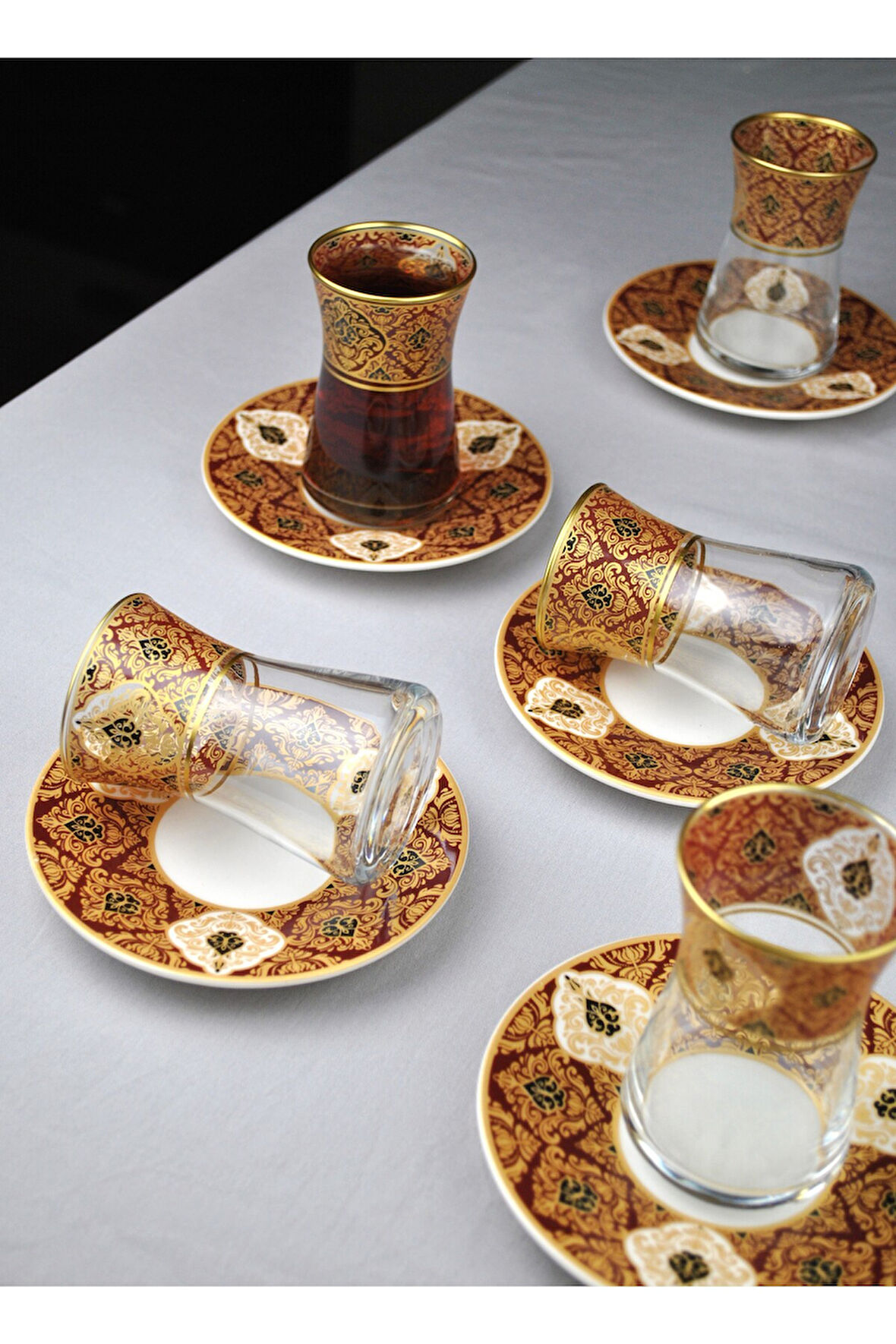 12 Parça 6 Kişilik Lüx Cam Çay Seti Gold Detaylı Altın Renk İşlemeli Lüks Çay Takımı
