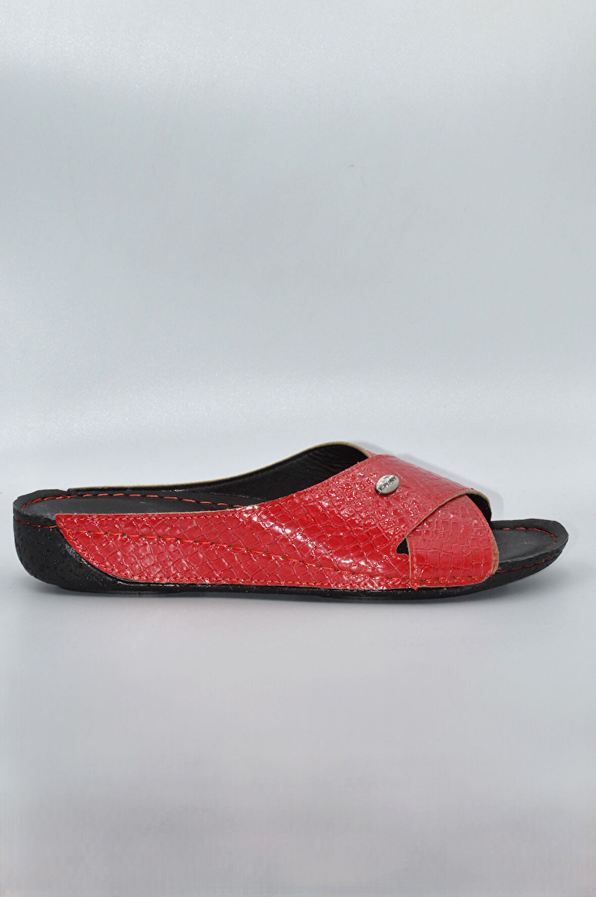 Berry Anatomik Dört Mevsim Krokodil Kırmızı Kadın Terlik - 1002