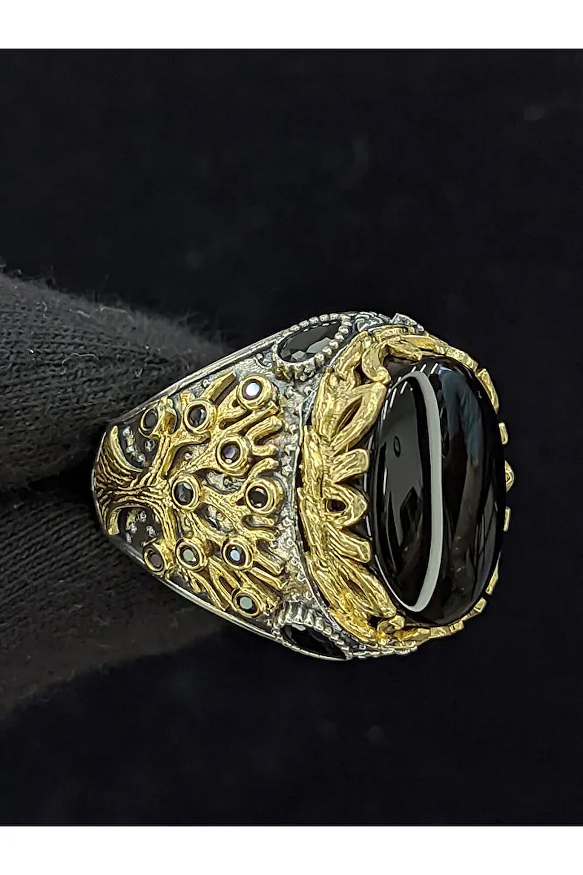 Yaşam Ağacı Modelli  Oval Oniks Taşlı 925 Ayar Erkek Gümüş Yüzük