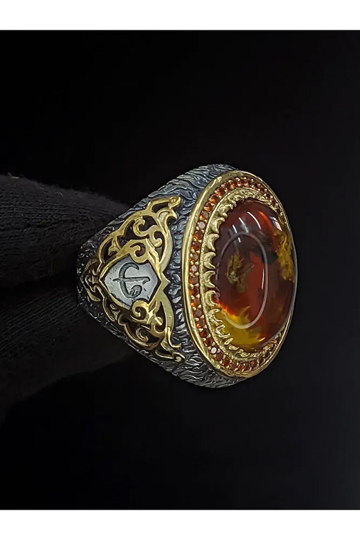 Fosil Kehribar Vav Harfli 925 Ayar Gümüş Erkek Yüzük | Detaylı Taş Tasarımı l El Yapımı